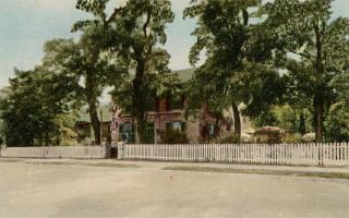 Golden Apple Gananoque 